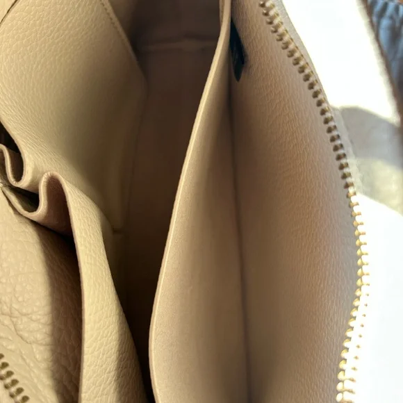 CUYANA Mini Easy Zipper Tote in Ecru - Picture 10 of 14